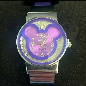 NWOT PURPLE FLOATING CRYSTAL MICKEY MOUSE.